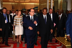 State Visit to Cameroon of H.E. François HOLLANDE, President of the French Republic - 03.07.2015 (23)