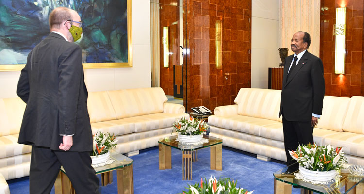 President Paul BIYA meets UK Minister for Africa