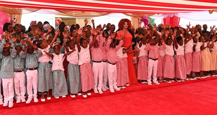 Mrs Chantal BIYA gifts Pupils at ‘Les Coccinelles’ School Complex