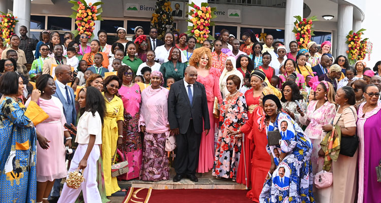 2025 Christmas Tree Lighting Ceremony at CHRACERH