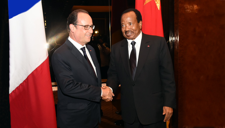 Les félicitations du Chef de l’Etat à S.E. François Hollande, à l'occasion de la célébration de la Fête Nationale de la République Française, le 14 juillet 2015