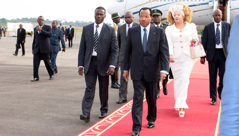 Presidential Couple return from Dakar
